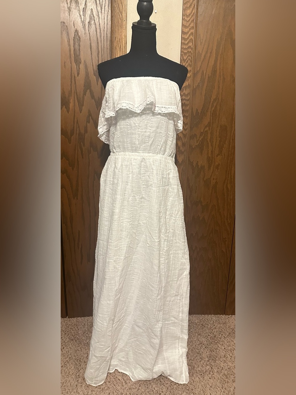 NWT Old Navy White Strapless Ruffle Maxi Dress- Tall Sizing